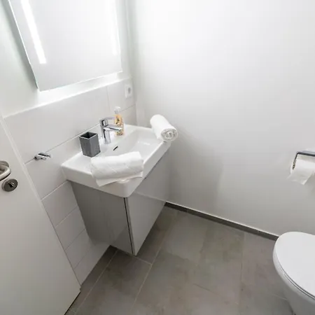 Hoekis-zimmervermietung 11 Mit Kueche 3*